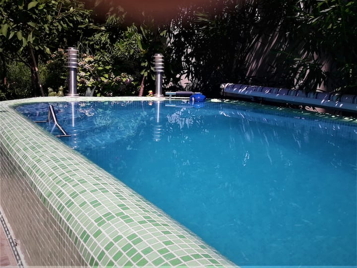 Apartments At Villa With Pool -To 5 Guests - Montenegro