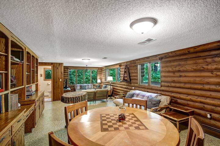 River Haus Where Good Times&Great Memories Happen! gallery image 5