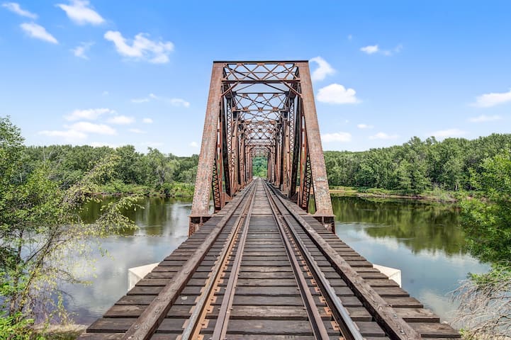 River Haus Where Good Times&Great Memories Happen!