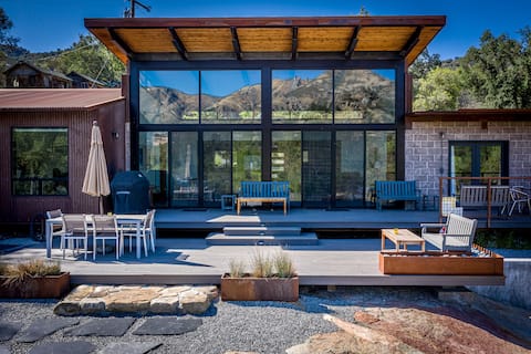 Kaweah Curve - Sleeps 12 - Pet Friendly!!