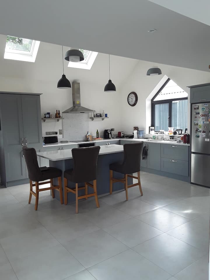 Comfortable home in quiet surroundings. Houses for Rent in Belmont