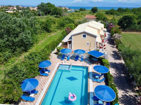 villa beach Eleni private pool 16-26 people