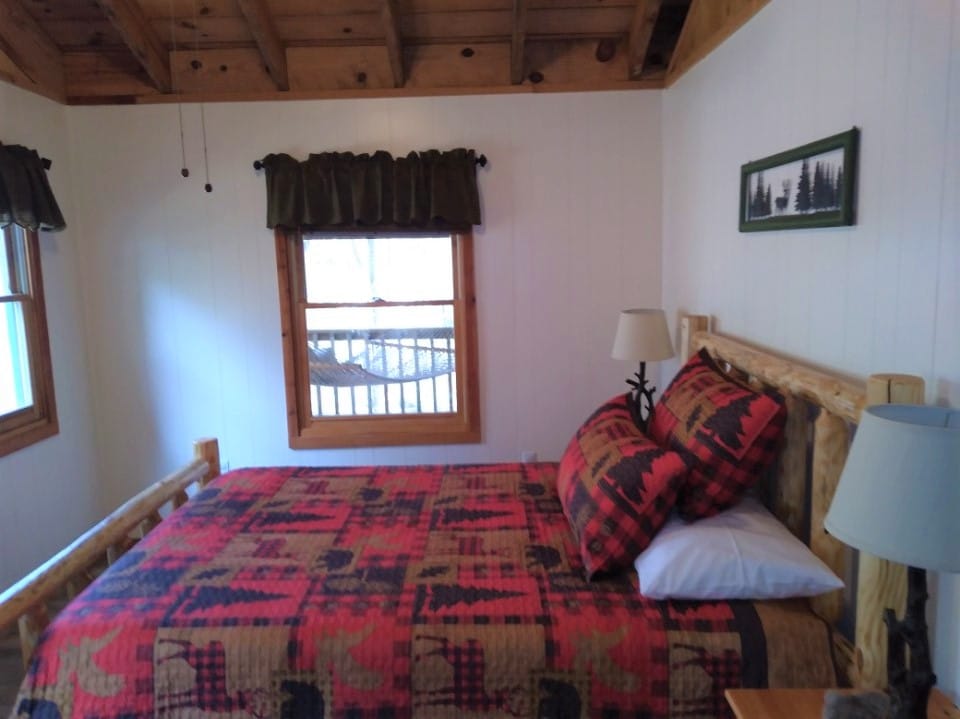 Queen size beds and comfortable linens for restful dreams each night of your stay. Wifi charge stations located on each nightstand.