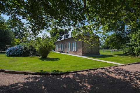 Le Champs du Coq house with animal park.