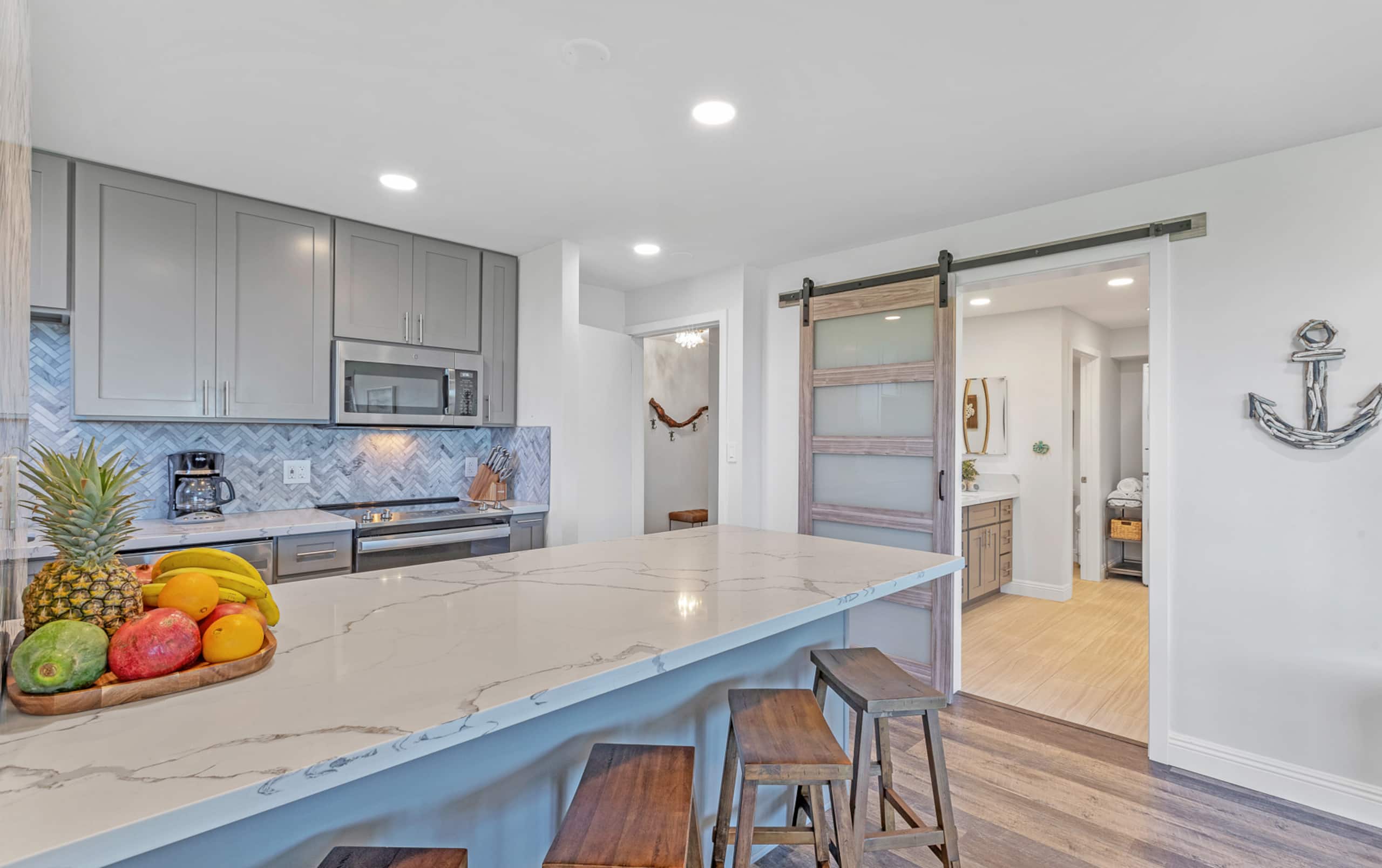 Condo in Lahaina · ★4.95 · 2 bedrooms · 4 beds · 2 private baths - Image 14