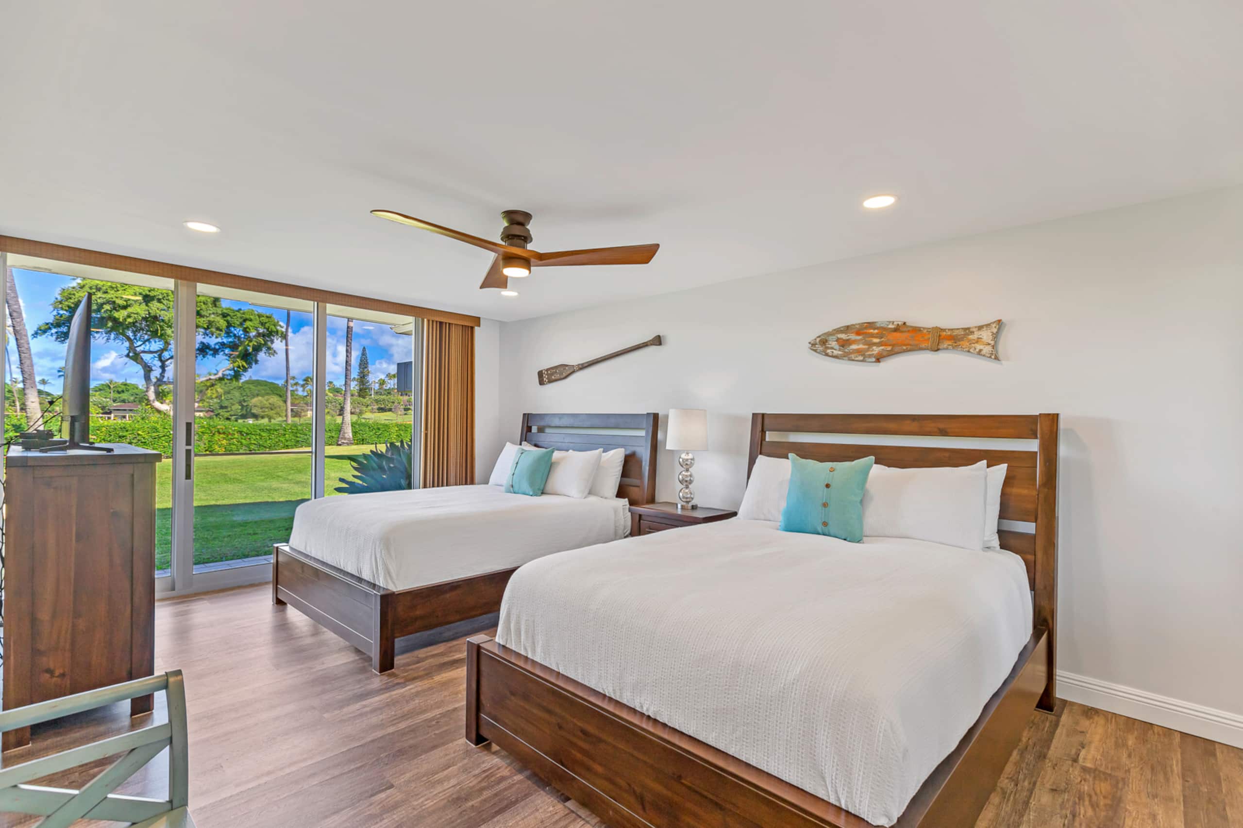 Condo in Lahaina · ★4.95 · 2 bedrooms · 4 beds · 2 private baths - Image 1