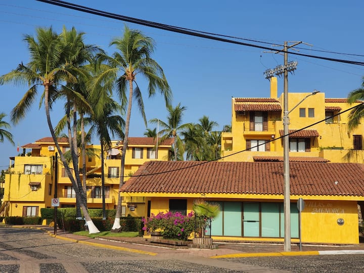 Nice Apartment Club Santiago, Manzanillo Condominiums for Rent in