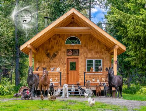 Rivers Edge Cottage Luxury Oasis!