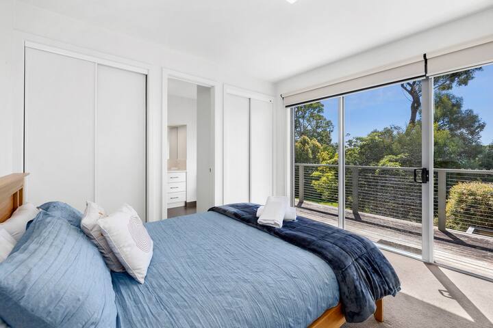 South Sea – Lorne Holiday Stays gallery image 5