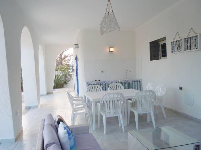 VILLA MEDITERRANEA A PUNTA PROSCIUTTO gallery image 4