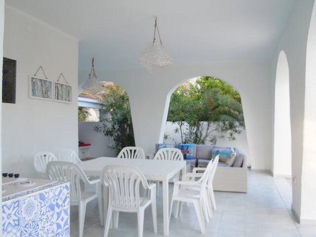 VILLA MEDITERRANEA A PUNTA PROSCIUTTO gallery image 2