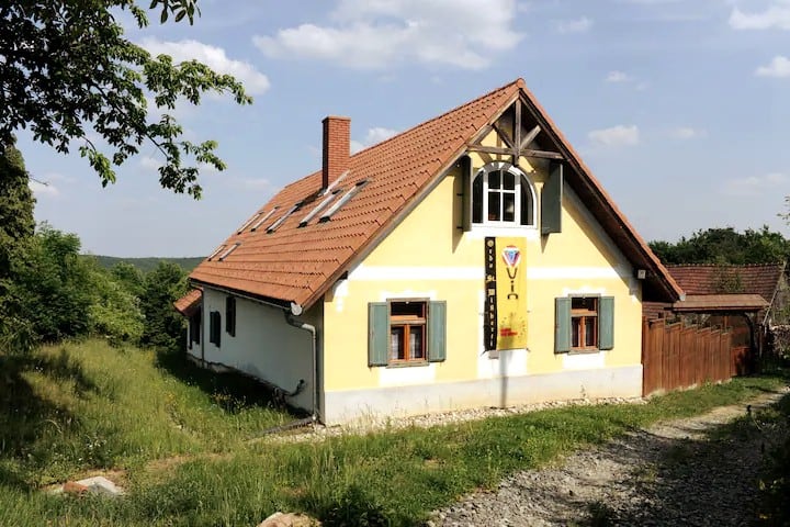 Stylish country house in the border triangle