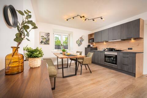 Alpine Easy Flats - Apartment mit Terrasse / EG
