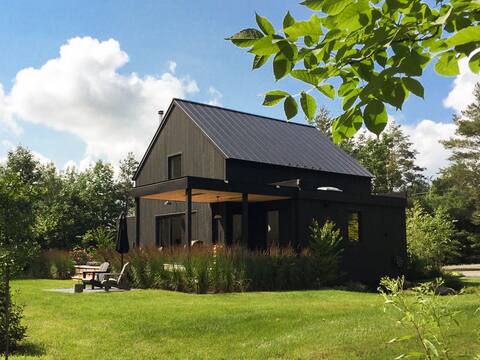 The Country House in the Mountains