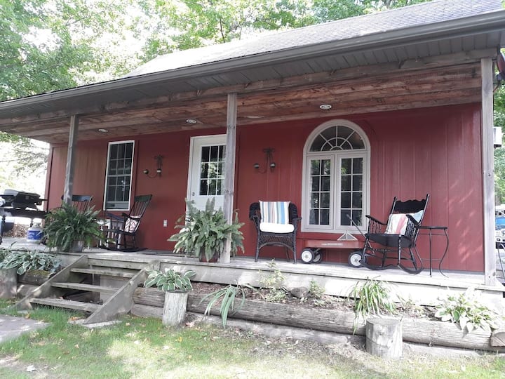 Primrose Park Houses for Rent in Shelburne, Ontario, Canada Airbnb