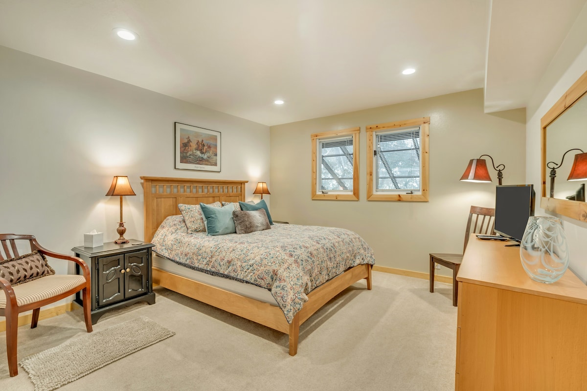 厨房层Qn卧室，带套房卫生间。