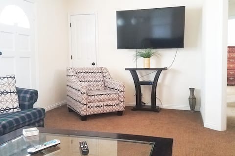 Woodbine-Cozy Kirkwood Home - 30 Day Rental