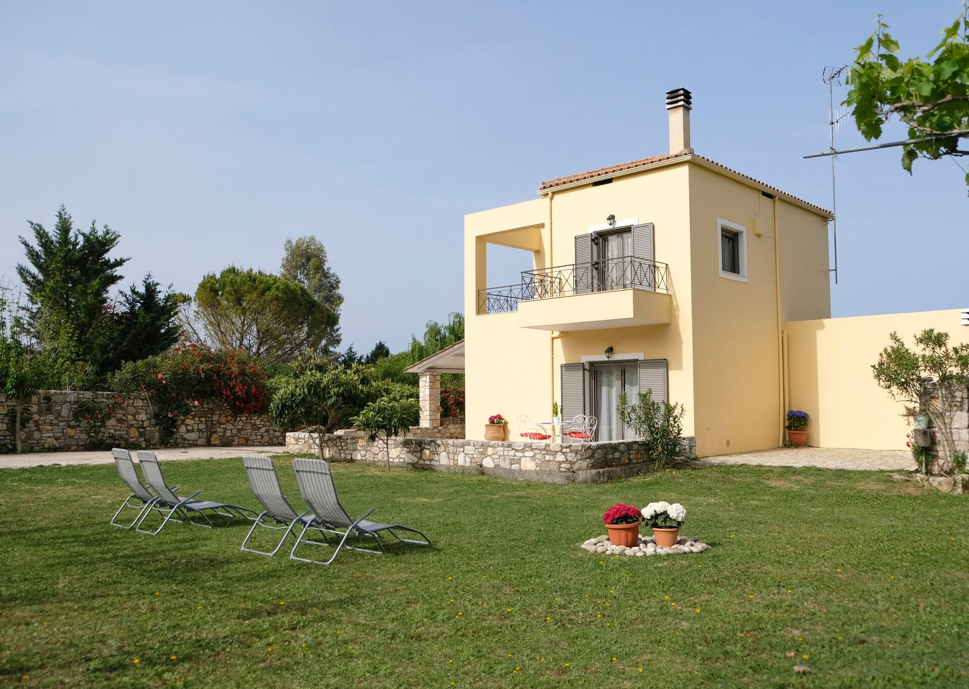 Giannakis Villa — photo 2