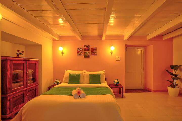 Bedroom 1 image 3