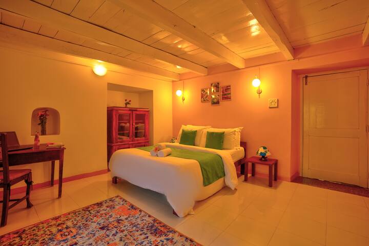 Bedroom 1 image 5