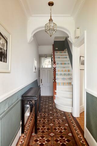 Historic Dulwich Village Charmer gallery image 4