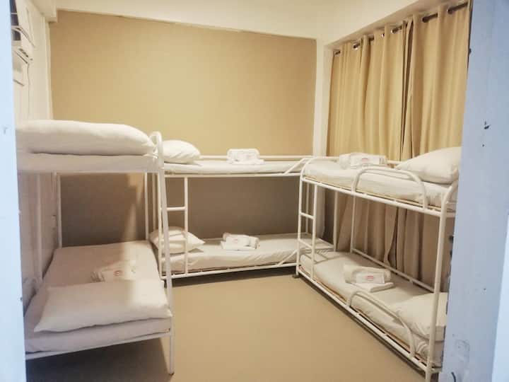 8201 Economy Family Bunkbed Room (Ensuite) Flats for Rent in Lungsod ng Cebu, Gitnang