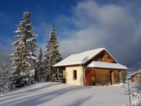 Gite Chalet Chardon Bleu with sauna, for 8 people.