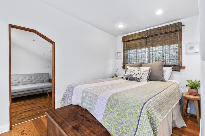 საძინებელი 4