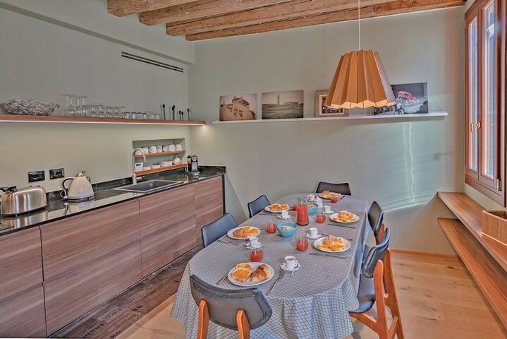 Ca’ Delle Vele Charming Apartment in Dorsoduro gallery image 3