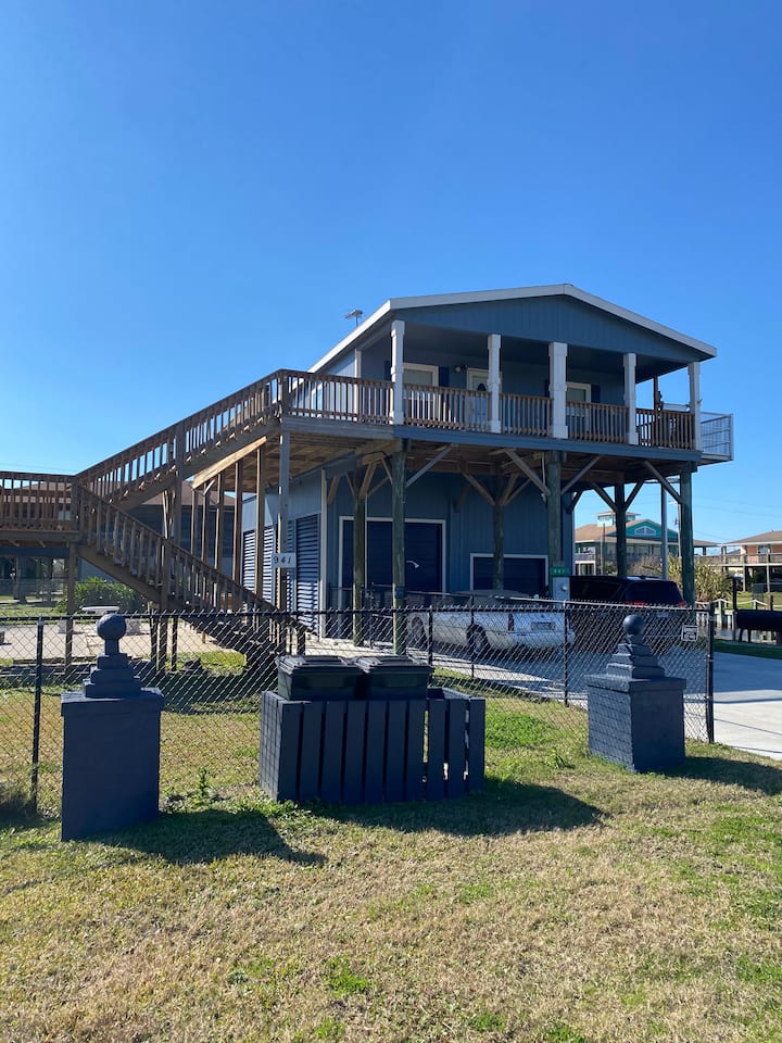 Cabin and House Vacation Rentals in Crystal Beach Airbnb