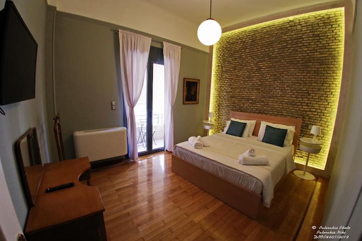 Renovated 2-Floor Interconnected Apartments gallery image 2