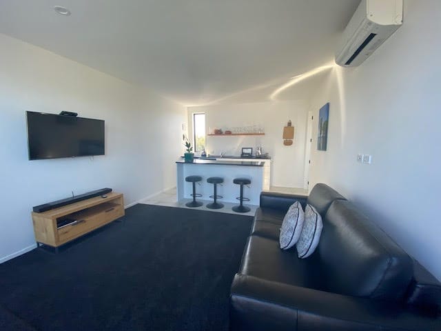 Popular Airbnb listing: Dune View Accomodation in Mangawhai
