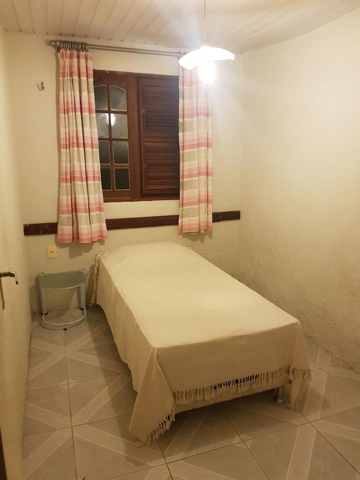 غرفة رباعية 4