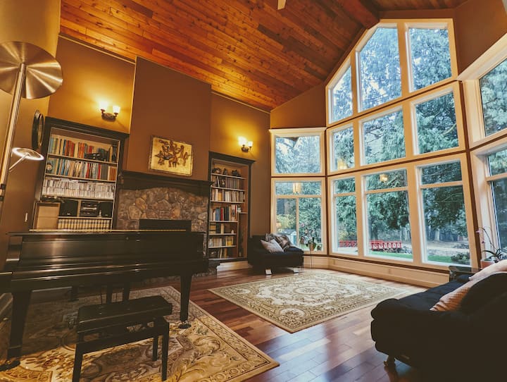 Stunning Forest Estate - Langley