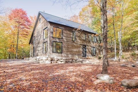 Luxury cottage near
ski mountains
