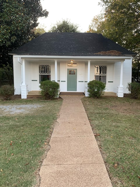 Second Street Retreat