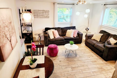 Top Airbnb: Stone Oasis in Hyde Park | SoHo with KING bed in Soho