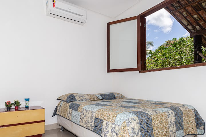 Საძინებელი 3 - ერთი ორადგილიანი საწოლი