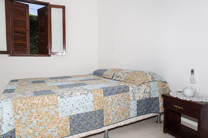 Საძინებელი 6 - ორადგილიანი საწოლი და აპარტამენტი