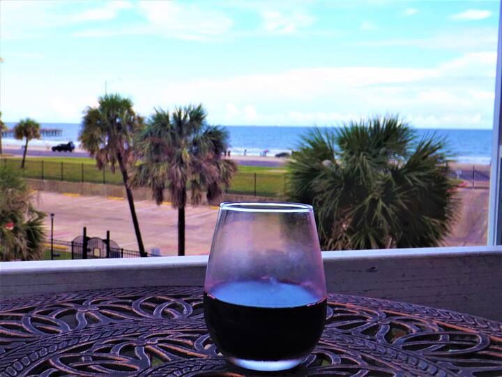 Tiki Island Vacation Rentals Resort and House Rentals Airbnb