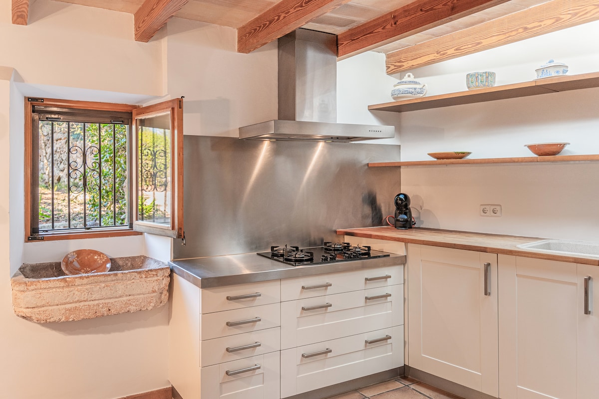 The Old Cottage - Ca's Julians 4