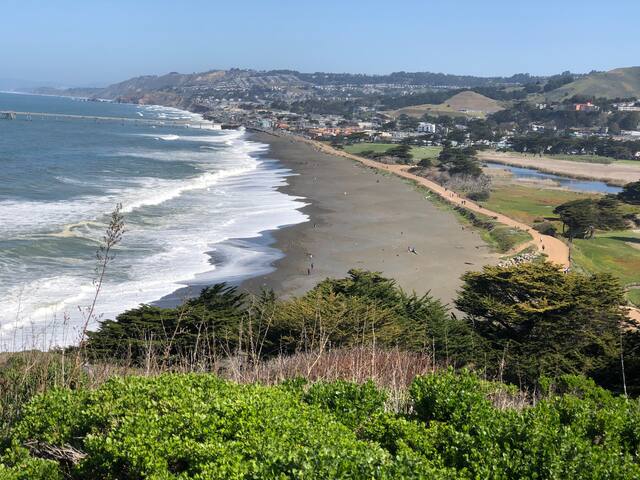 Beach House near Downtown San Francisco gallery image 5