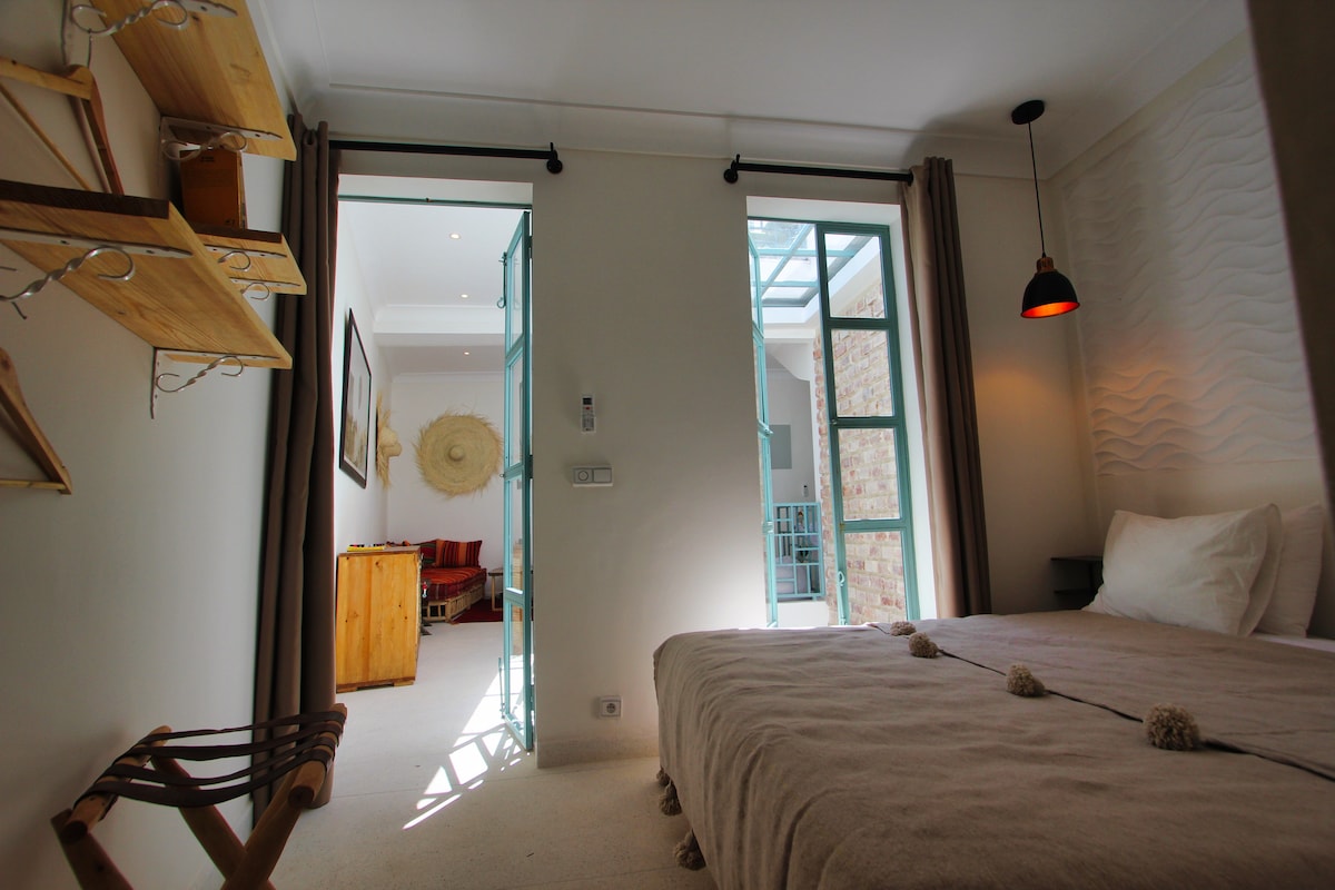 Ker47 design riad with Koutoubia view/plunge pool - Riads for Rent Ker47 design riad with Koutoubia view/plunge pool - Riads for Rent