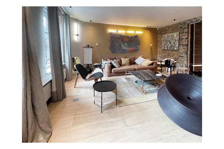 Unique flat in an awesome location!