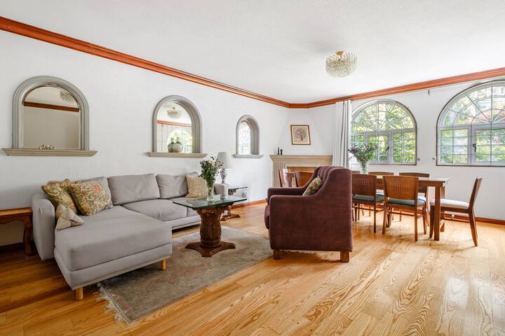 Casa Lila: Treasure 3BR House & Garden in Coyoacan gallery image 4