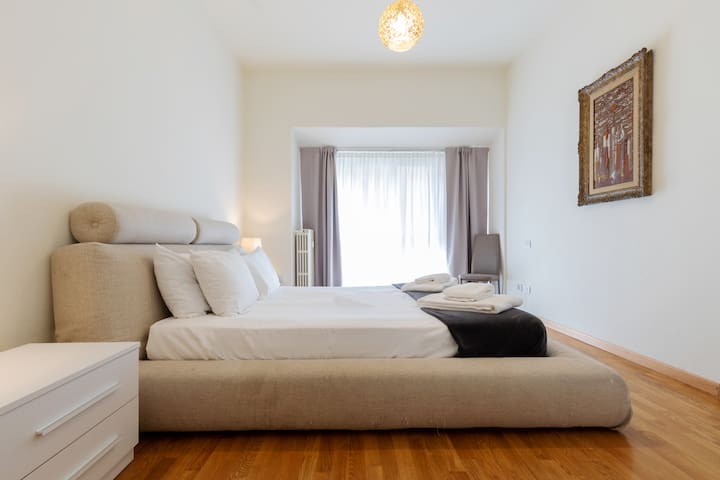 Comodo trilocale in Duomo