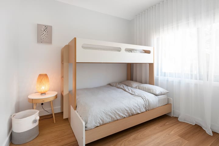 Litera en el nivel inferior