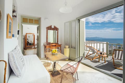 The vine house in Chora Serifos