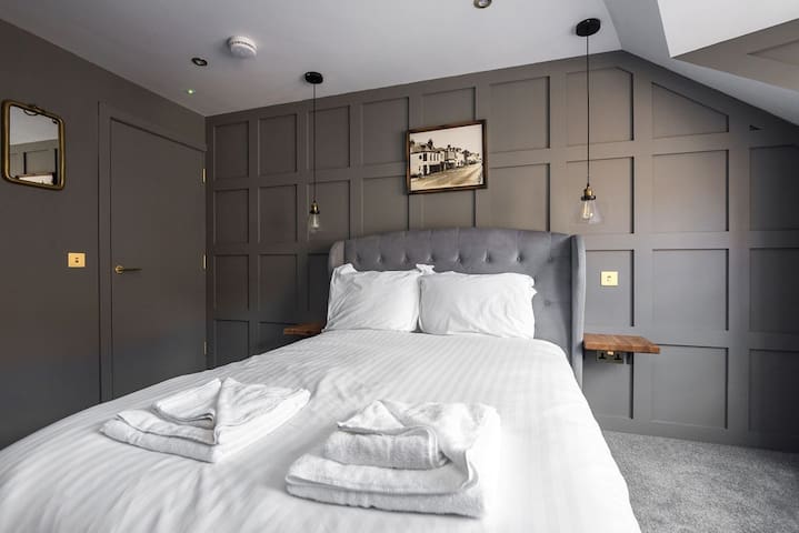 Castle View Retreat, Historic Grassmarket, 3 Bed gallery image 4