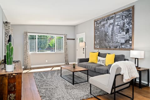 Popular Airbnb listing: Close to Dtown! Gorgeous MidCentury w/fire pit in El Paso De Robles (Paso Robles)